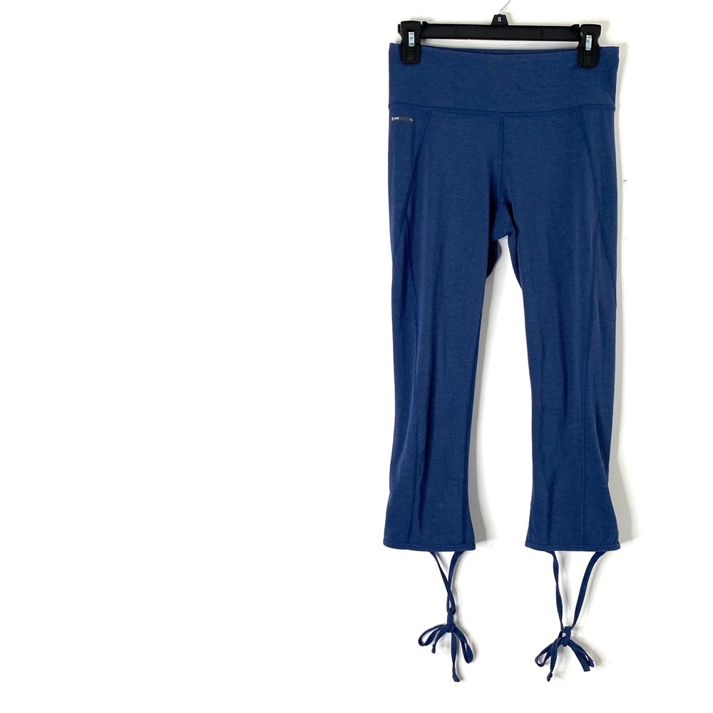 Lolë Blue High Waist Cropped Legging